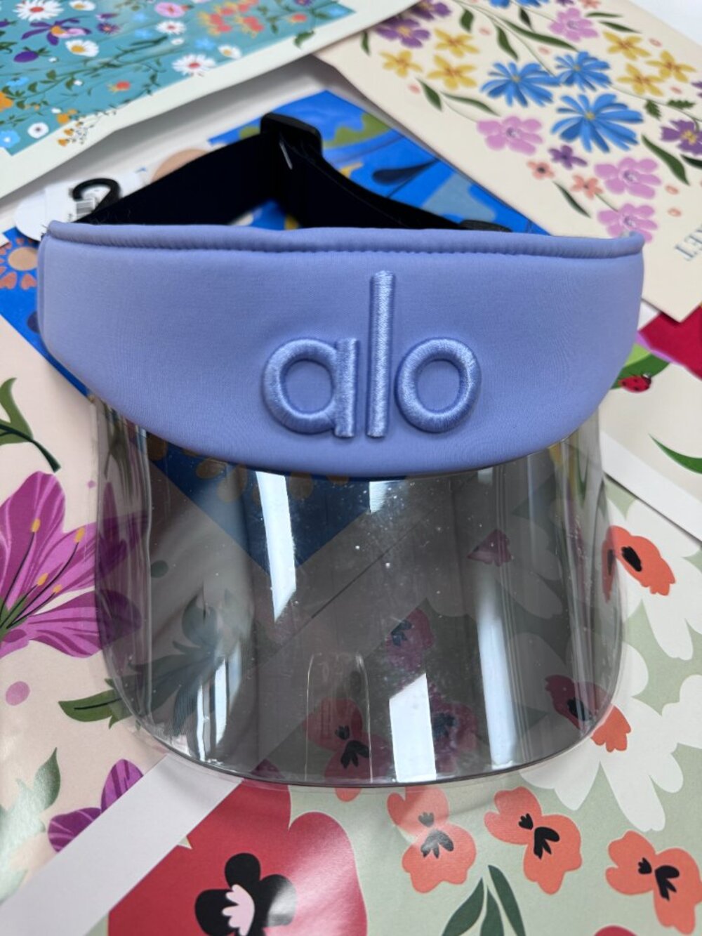 💜 NWT Alo Yoga Airlift Solar Visor Lilac Blue 🌴 Tennis Golf Cap